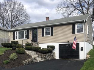 28 Ridgewood Rd, Worcester, MA 01606