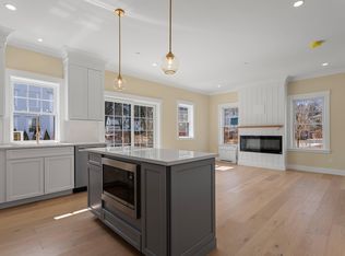 136 Locust St #102, Dover, NH 03820