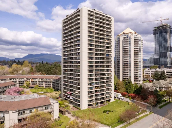 4353 Halifax St #202, Burnaby, BC V5C 5Z4