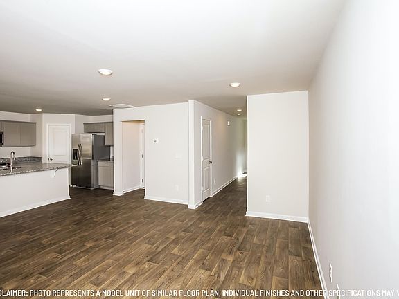 4th image of 278 Bent Holly Dr