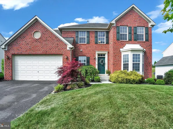 2552 Codorus Ln, Spring Grove, PA 17362