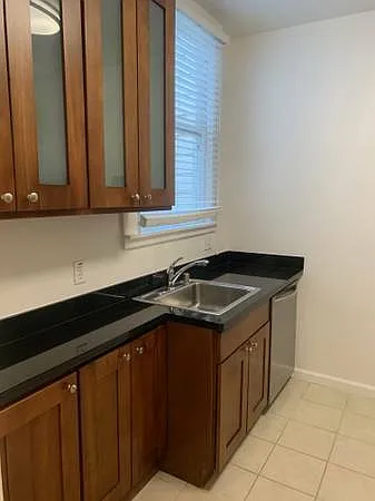 2455 Polk St #7 — Photo 15