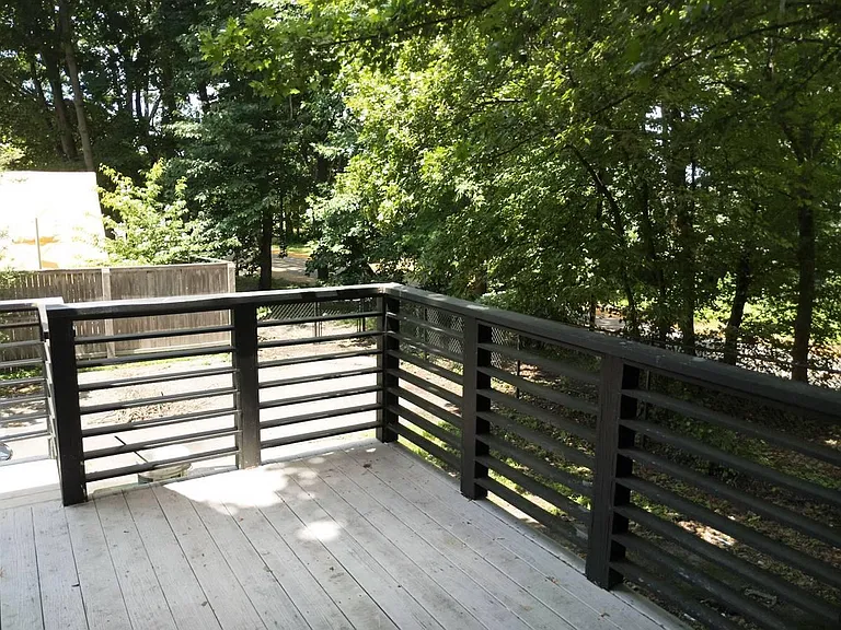 24 Alpine St — Photo 4