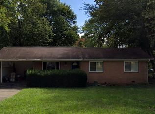 615 E Cleveland St, Prairie Grove, AR 72753