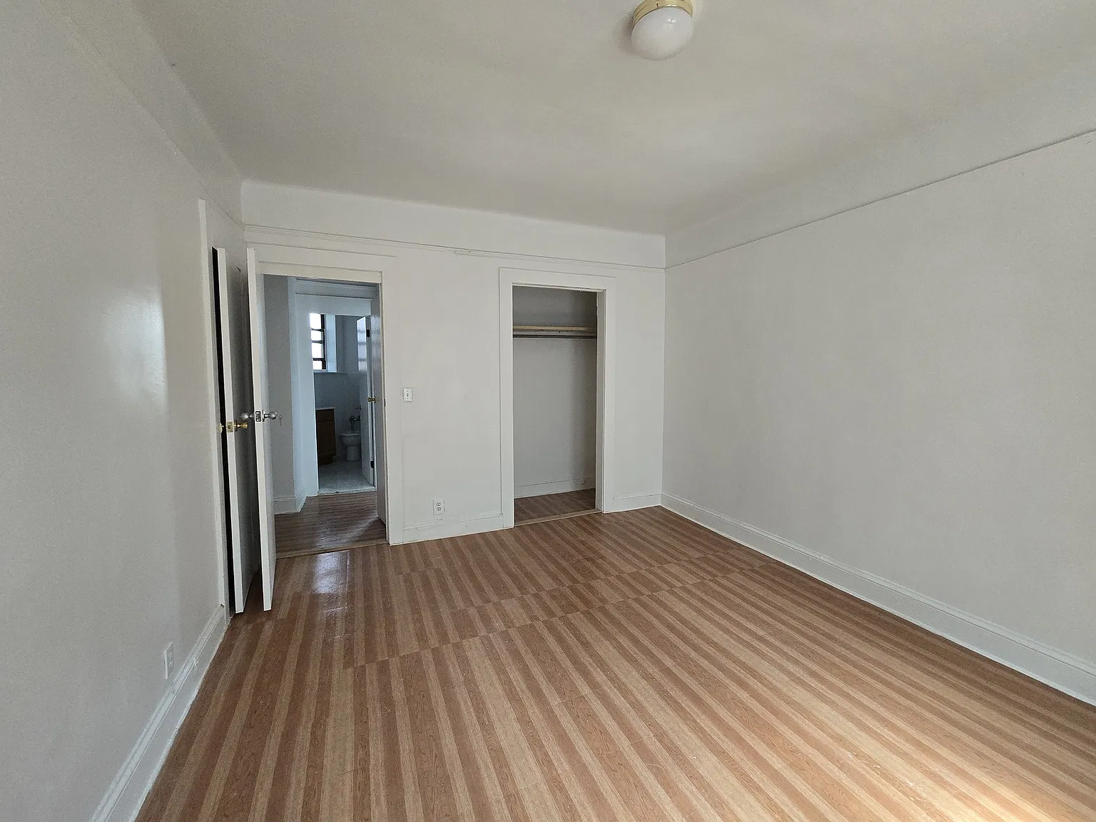 Studio, 600 sqft, $1,485 — Photo 2
