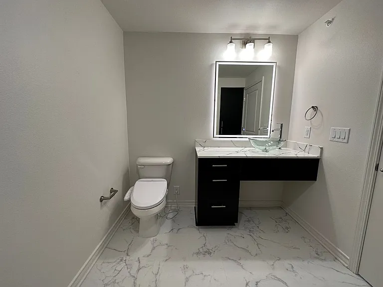 Hampton Astoria — Photo 15