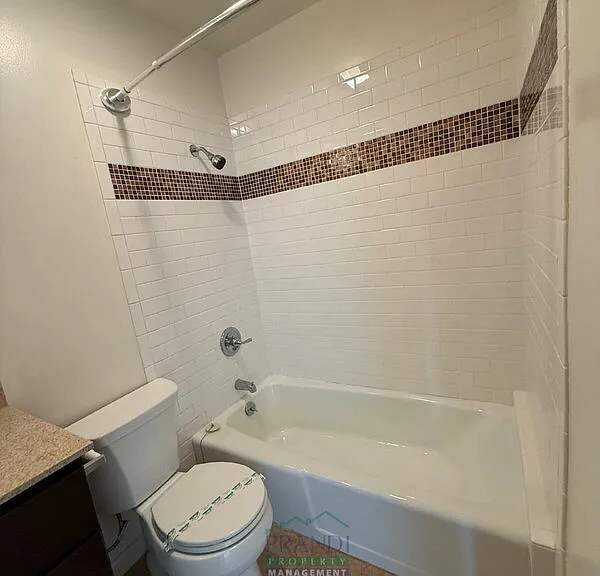 1208 Sir Francis Drake Blvd #14 — Photo 8
