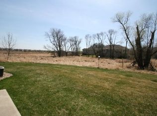 17316 Deerfield Dr SE, Prior Lake, MN 55372
