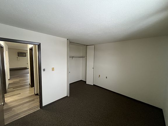 4th image of 312 W Broadway St #7