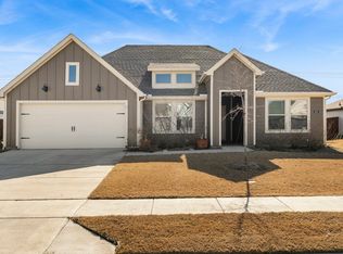 943 Buttercup Dr, Pilot Point, TX 76258