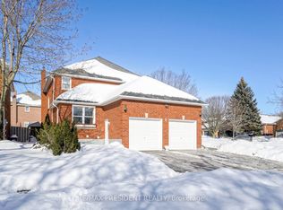 2 White Cliffe Dr, Clarington, ON L1E 1V2