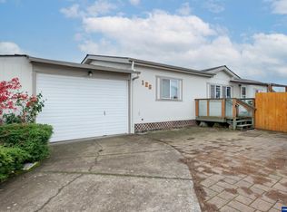 126 Lyon Ct SW, Albany, OR 97322