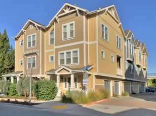 1900 Cambridge Dr, Mountain View, CA 94043