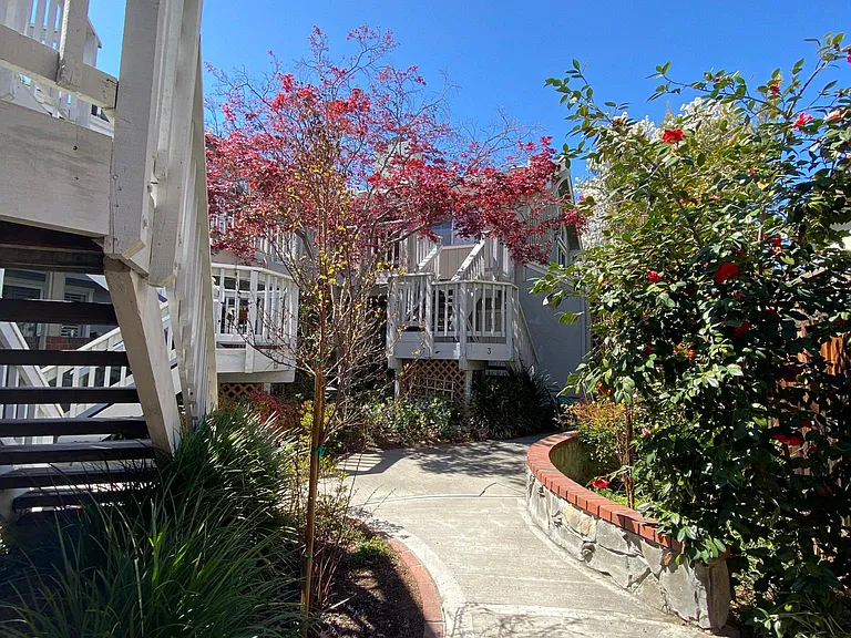 470 Gabilan St #3 — Photo 3
