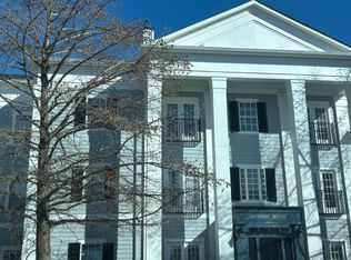 12833 Tradd St APT 2C, Carmel, IN 46032