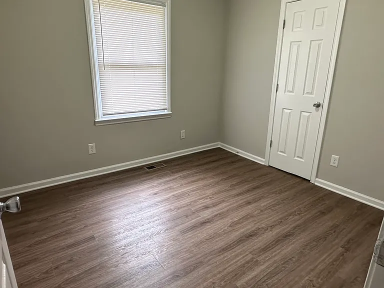 1806 Alpine Dr — Photo 19