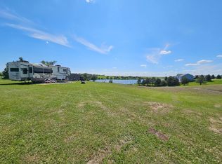 37845 Richmond Dr, Ravinia, SD 57401