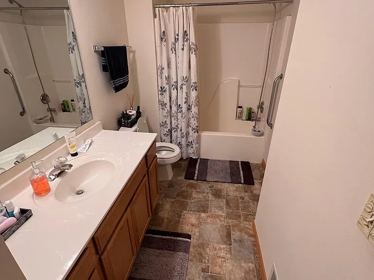 1650 Wellington Ln — Photo 14