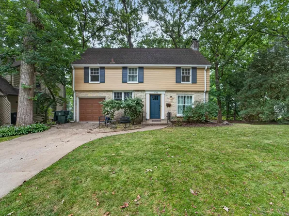 4145 Hiawatha Dr, Madison, WI 53711