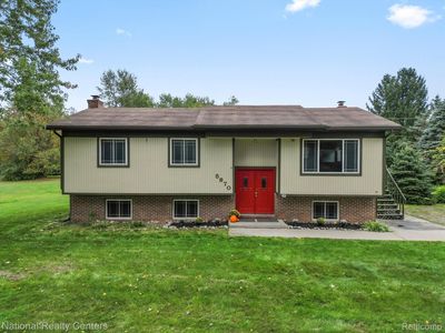 5870 Sandstone Dr, Oxford, MI, 48371