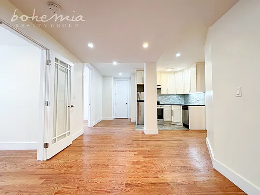 Rented by Bohemia Realty Group | media 4