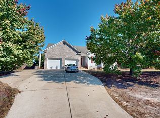 17 Green Spring Dr, Sanford, NC 27332
