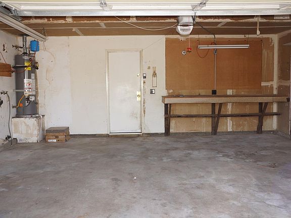 5th image of 5504 Village Oak Ct