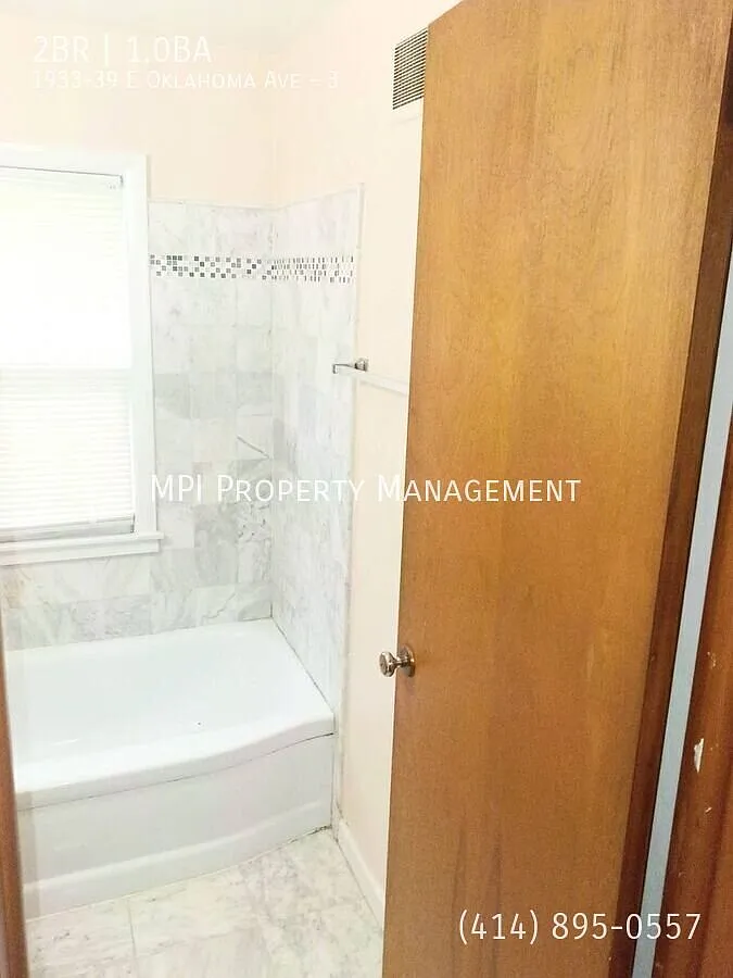 1933 E Oklahoma Ave Apt #3 1/2 off first month's rent! — Photo 4