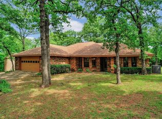 107 Cayuga Cv, Lake Kiowa, TX 76240