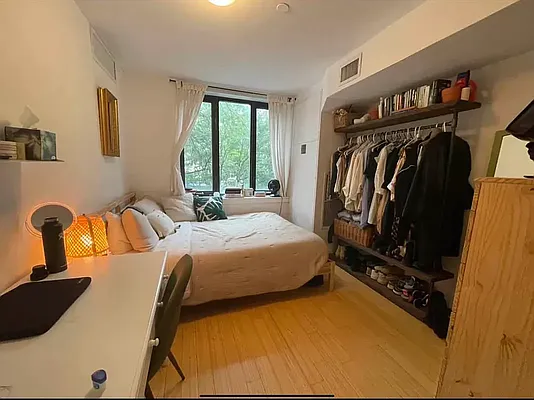 Rented by The Downtown LLC | media 31