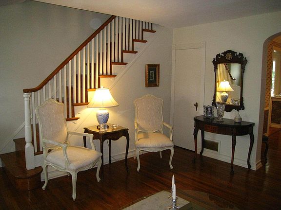 Living Room 3