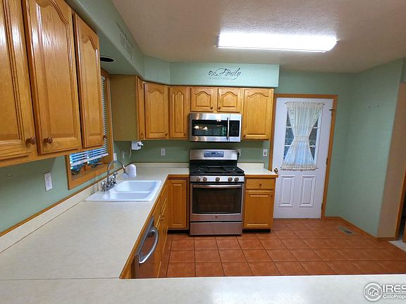 5th image of 438 Harvard St