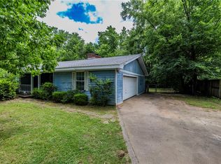 1440 N Old Wire Rd, Fayetteville, AR 72703