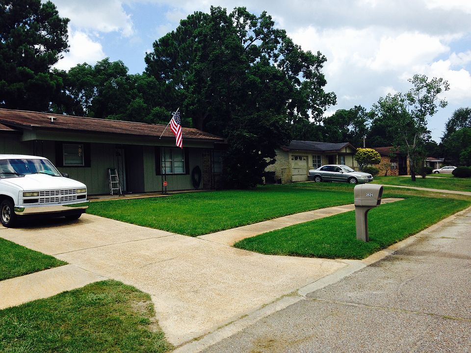 1st image of 2531 El Viernes St