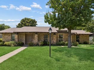 13141 Rosser Rd, Farmers Branch, TX 75244