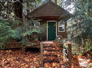 2665 Sandy Dr, Camano Island, WA