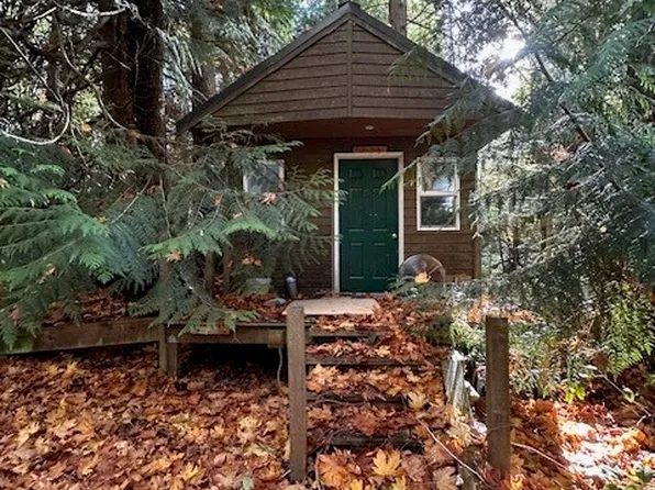 2665 Sandy Drive, Camano Island, WA 98282