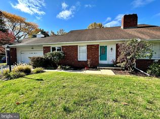 1902 Bloomingdale Ave, Lancaster, PA 17601