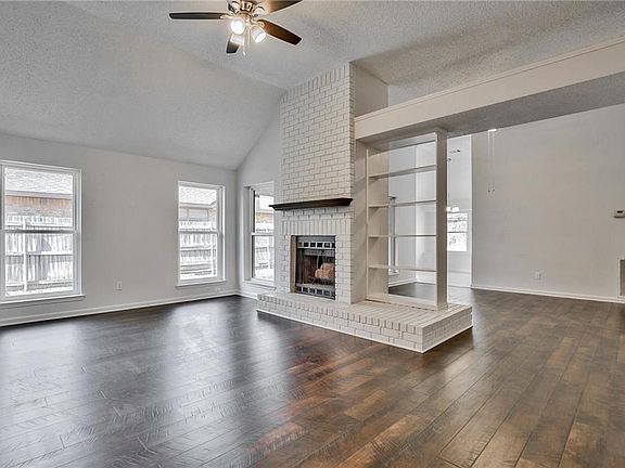 5th image of 109 Hardin Dr