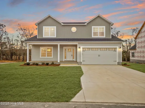 293 E Ivybridge Drive, Hubert, NC 28539