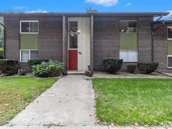 2500 Topsfield Rd APT 923, South Bend, IN 46614