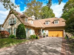 9207 S Tripp Ave, Oak Lawn, IL