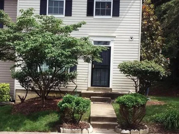 3644 Wood Creek Dr, Suitland, MD 20746