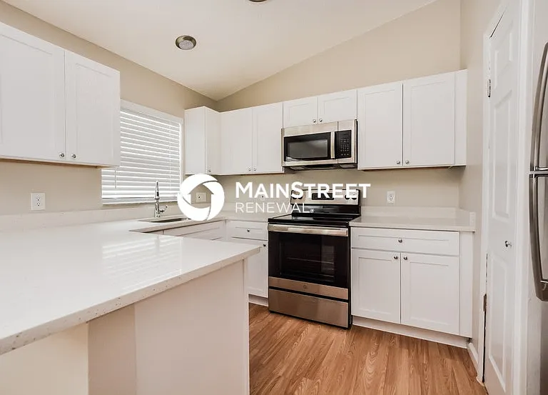 2042 Garwood Dr — Photo 5
