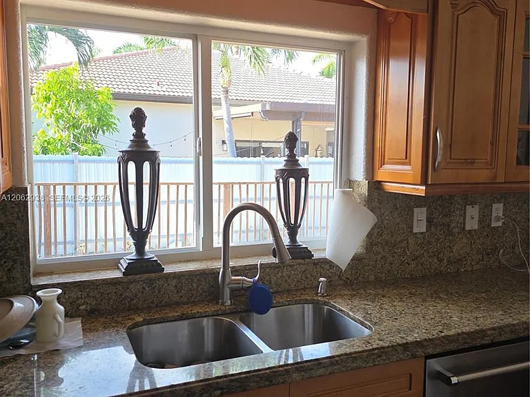 14811 SW 32nd Ln — Photo 9