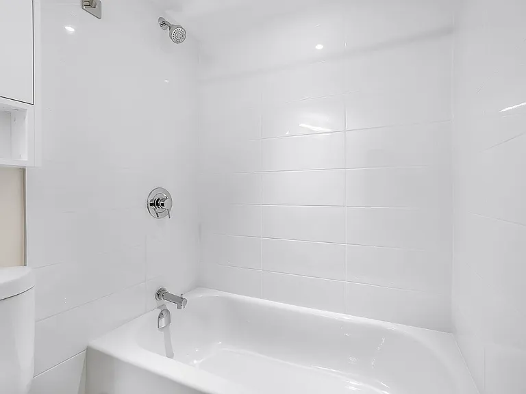 287 Markland Dr — Photo 10