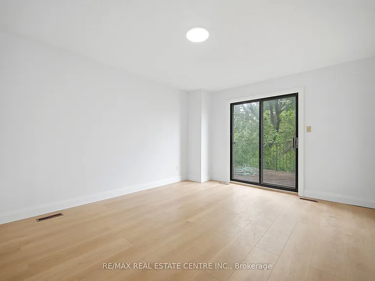 4676 Owl Cir — Photo 24