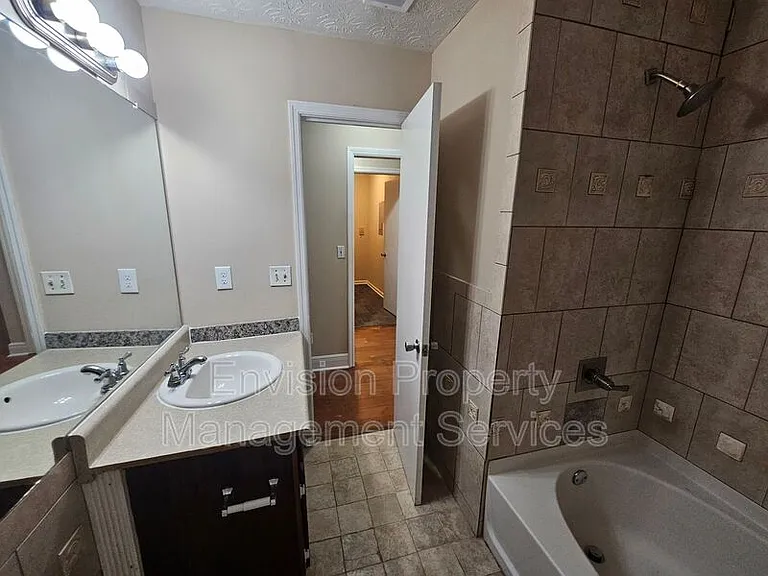 74 Clay St #76 — Photo 13