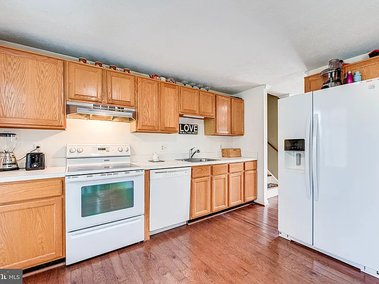 6144 Windward Dr — Photo 9
