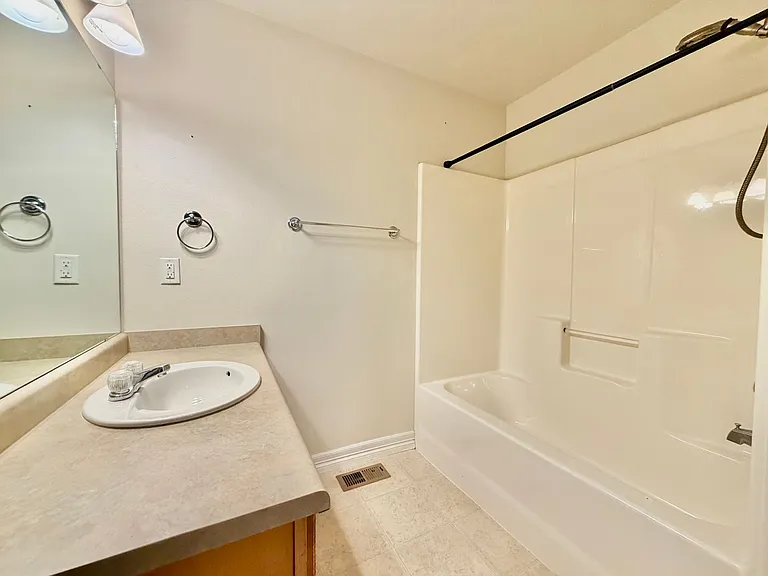 4608 Garnet Way — Photo 13